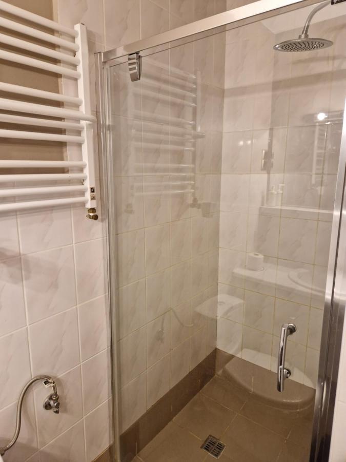 Zajazd Lesny Tuszyn Exteriör bild
