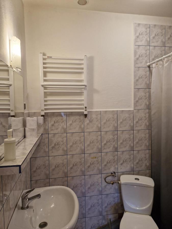 Zajazd Lesny Tuszyn Exteriör bild