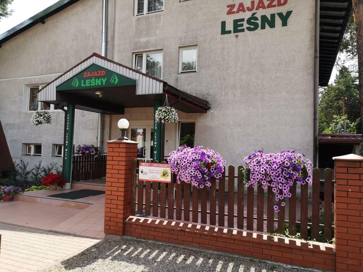 Zajazd Lesny Tuszyn Exteriör bild