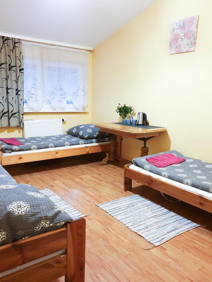 Zajazd Lesny Tuszyn Exteriör bild